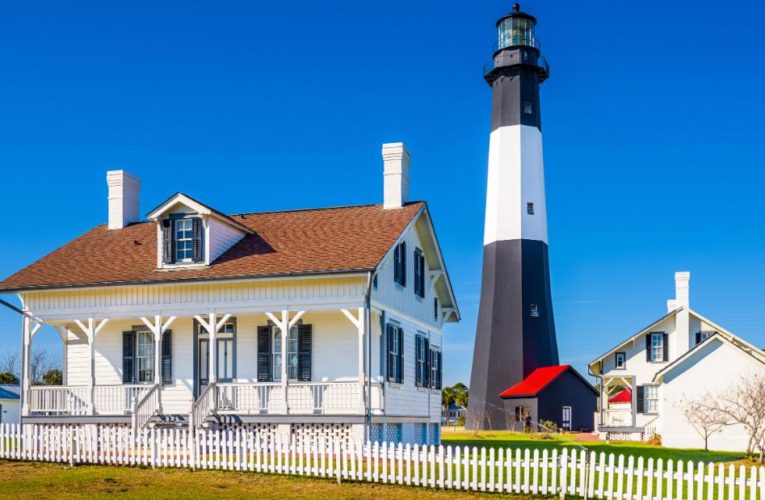 ‘Reckless mandate’: Mayor of Georgia coastal town assailed Kemp’s decision to open state’s beaches