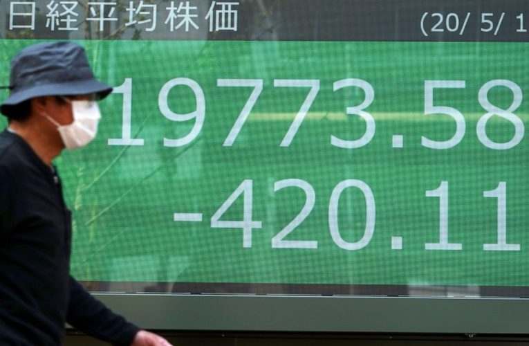 World shares skid following grim news on US, EU economies