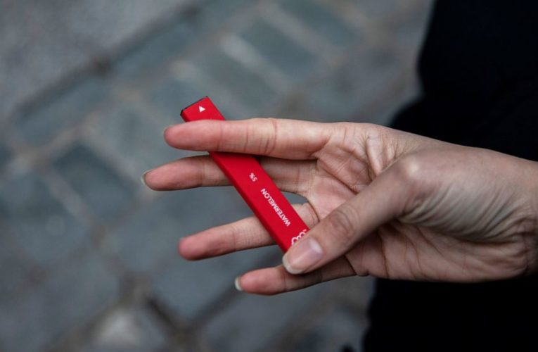 FDA calls for removal of fruity, disposable e-cigarettes