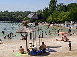 Coronavirus UK: Tourists in France WILL have to quarantine