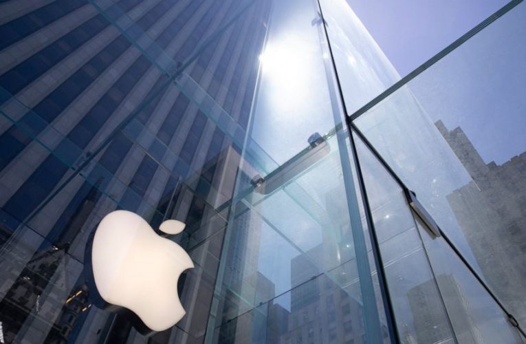 Apple is 1st US company to be valued at $2 trillion