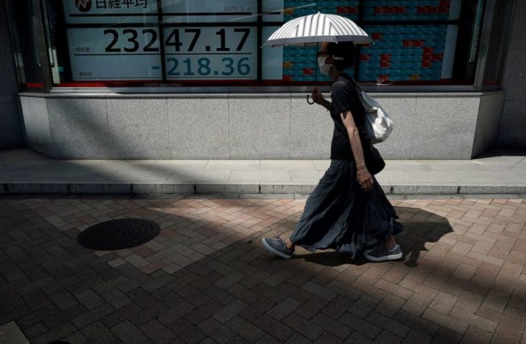 Stocks head lower on Wall Street a day after tech sell-off