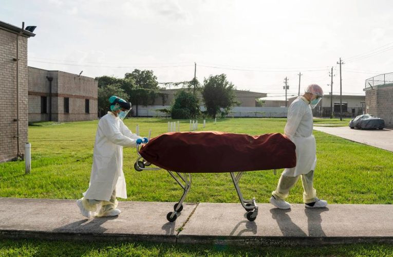 The true number of deaths in US well over a quarter million, former CDC director says