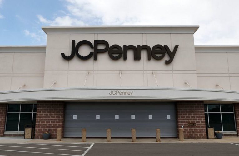 JC Penney sees bankruptcy protection exit by Christmas
