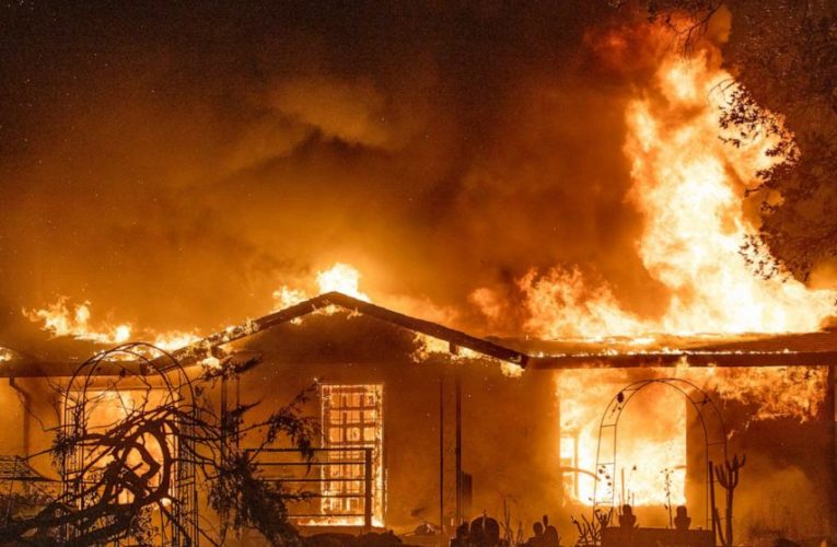 Team investigating deadly Calif. fire seizes PG&E equipment