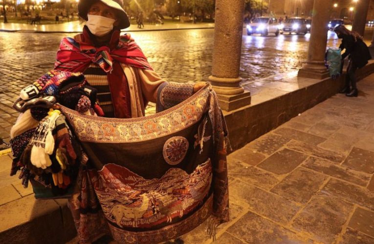 In Peru’s Cuzco, pandemic devastates tourism and economy