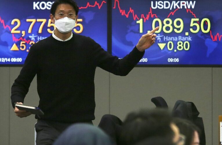 World shares trend higher ahead of talks on Brexit, stimulus