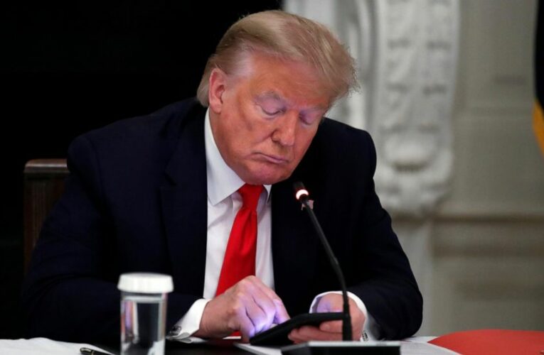 Squelched by Twitter, Trump seeks new online megaphone