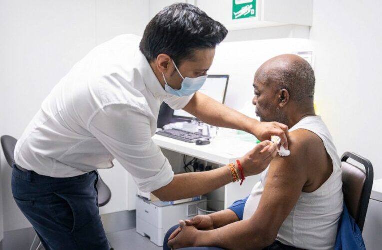 UK: New study vindicates delaying 2nd virus vaccine dose