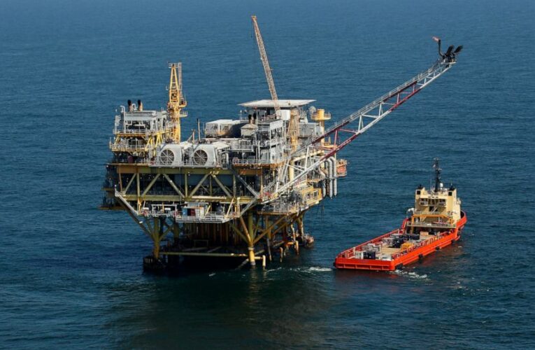 In shift, oil industry group backs federal price on carbon