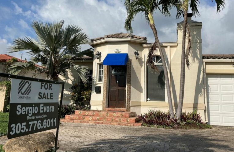 In a sizzling US market, demand and prices for homes soar