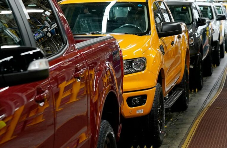 U.S. durable goods orders rise 2.3% in May