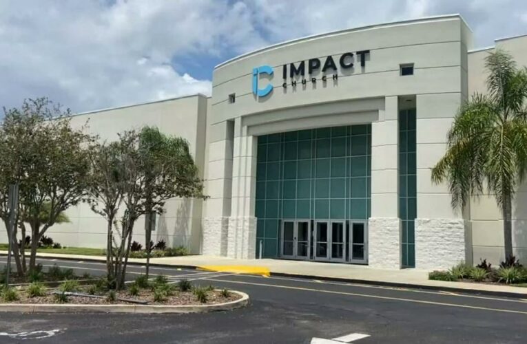 In just 2 weeks, 6 members of a Florida church died of Covid-19. Today, that church held a vaccination clinic.
