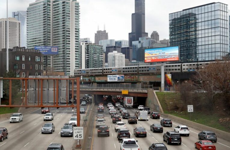 NHTSA: Traffic deaths rise again as drivers take risks