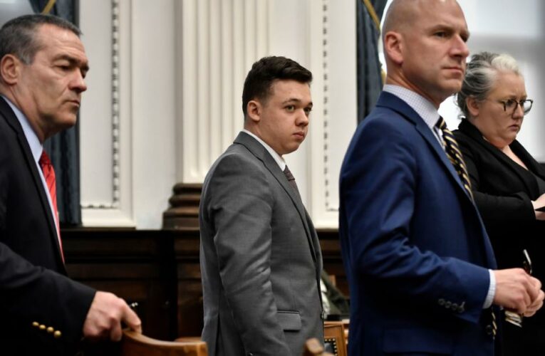 Rittenhouse provoked fatal shootings by pointing AR-15 at man, prosecutors say in closing arguments