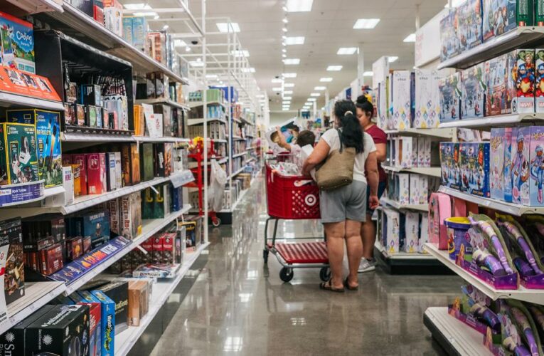 How to find lower prices and avoid empty shelves during the holiday shopping rush