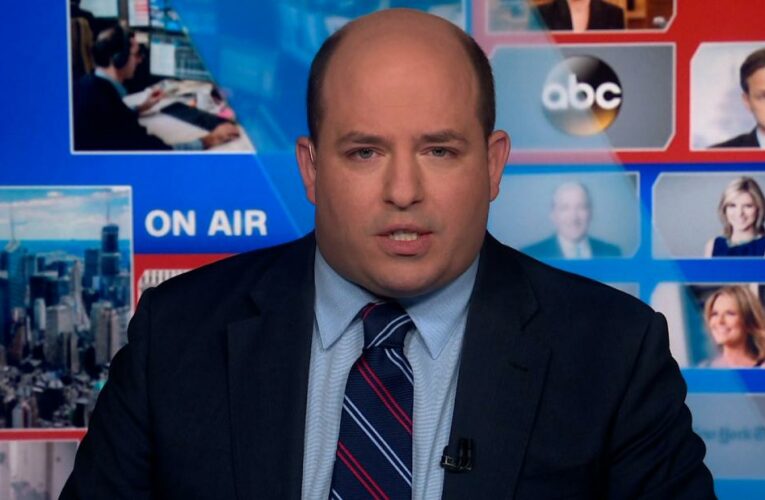Stelter: Right-wing media is lionizing Rittenhouse