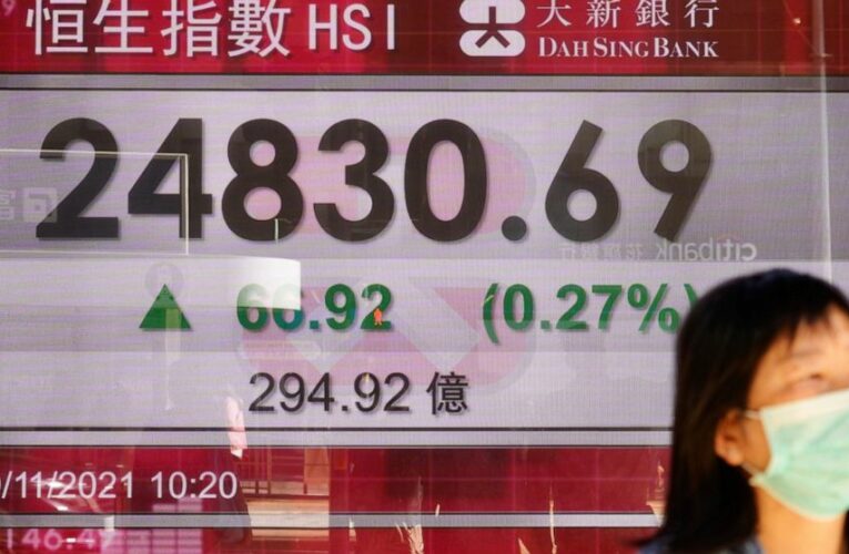 Stocks start mixed, putting long winning streak in jeopardy