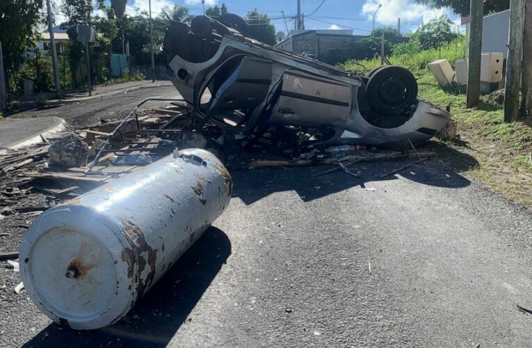 French special forces go to Guadeloupe amid COVID pass riots