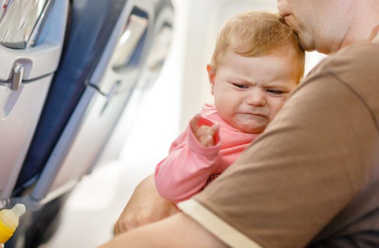 Tips to make flying with children easier