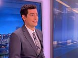 TikTok shows ABC News Darwin anchor caught wearing shorts under news desk as temperatures soar in NT