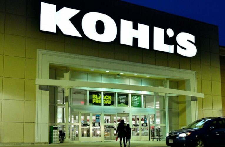 Activist investor pushes Kohl’s to sell or split e-commerce