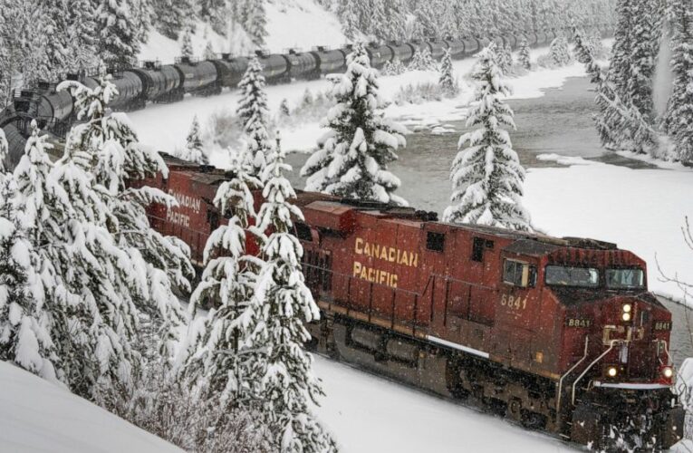 CP shareholders back $31B purchase of Kansas City Southern