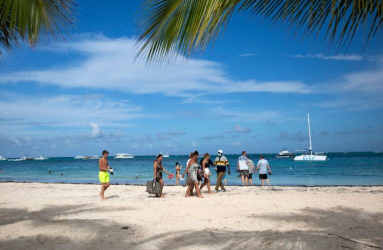 CDC adds 5 more Caribbean island destinations to its highest level of travel risk