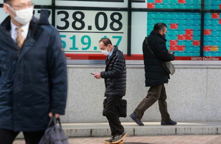 Stocks extend 2022 losses as investors brace for rate hikes