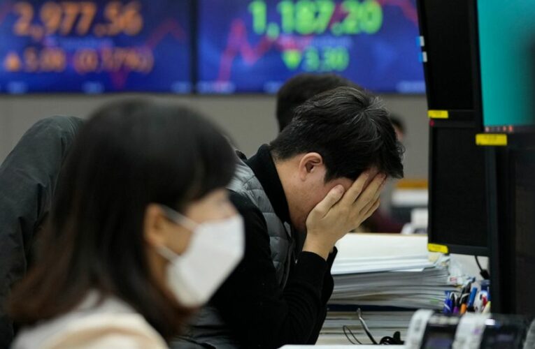 Tech stocks lead Wall Street lower again, Nasdaq falls 2.5%