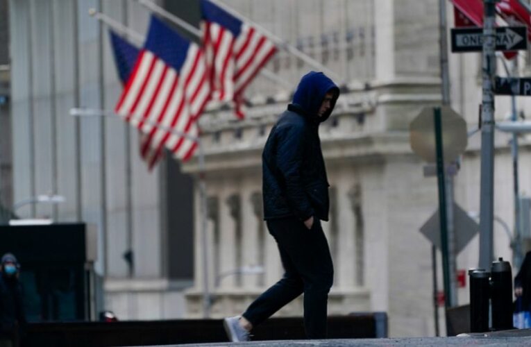 Stocks rise on Wall Street as investors review earnings