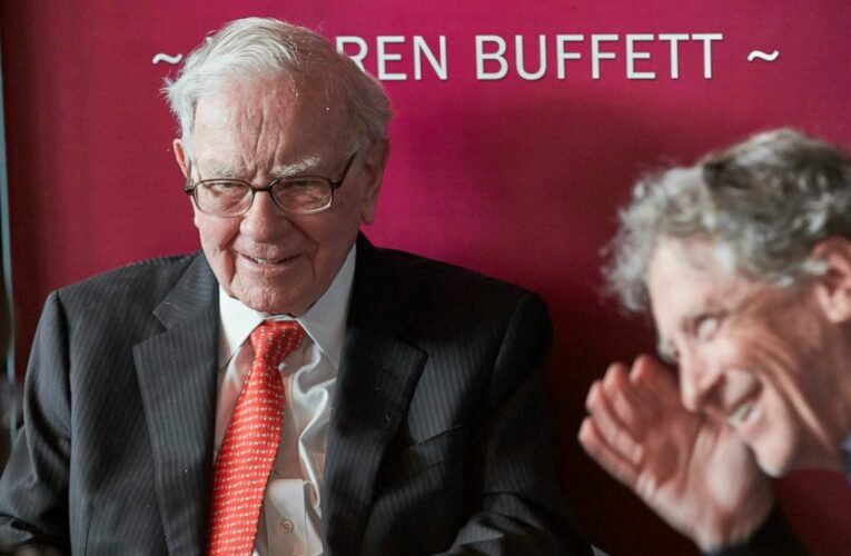 Buffett still wants deals but can’t find any attractive ones