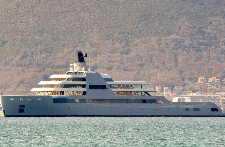 Chelsea owner Abramovich’s luxury yacht docks in Turkey