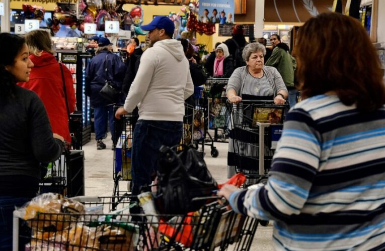 California grocery workers vote on strike authorization