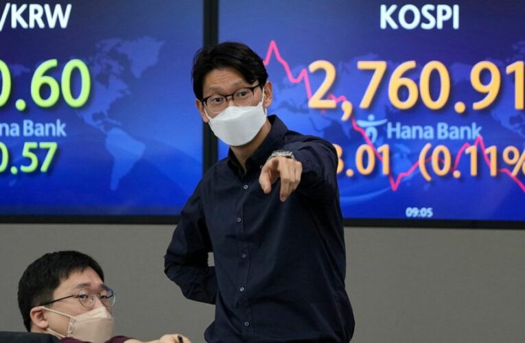 Oil prices, Asian shares gain after tech rally on Wall St