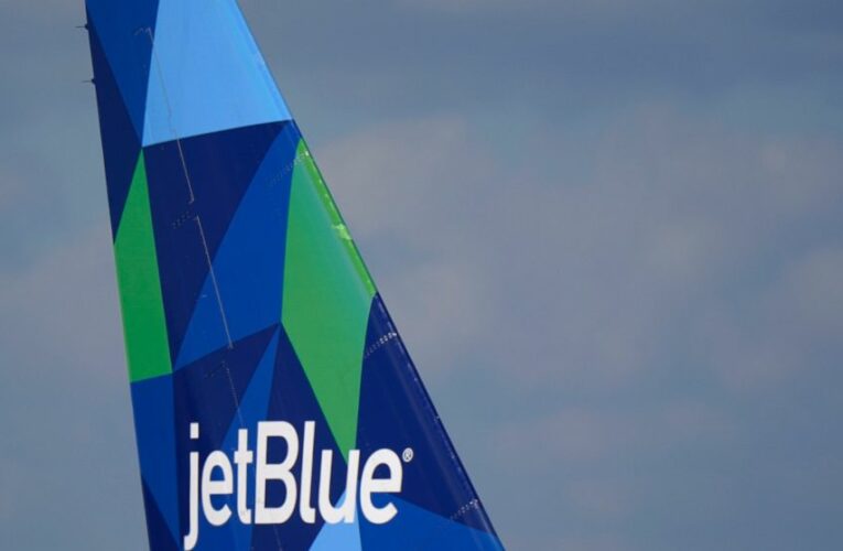 JetBlue makes offer for Spirit Airlines, could spark bid war