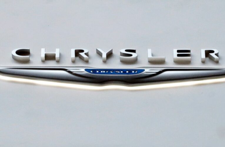 US ends probe of Fiat Chrysler minivans, won’t seek recall