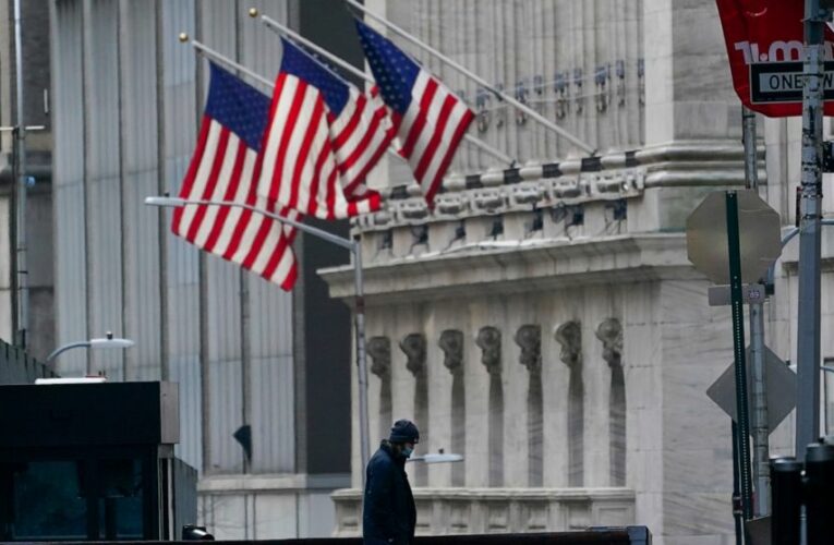 Oil prices, Asian shares gain after tech rally on Wall St
