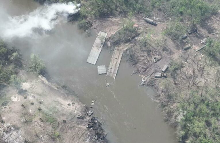 Ukraine blows up two Russian pontoon bridges