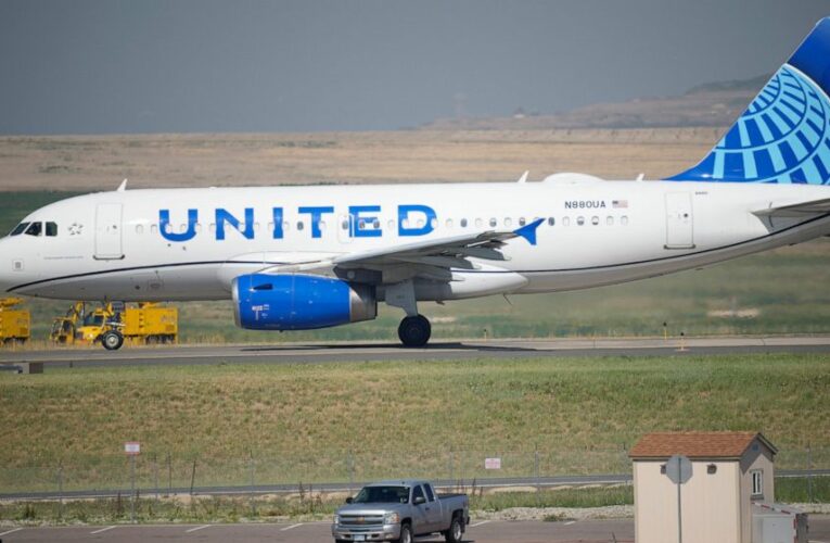Pilots at United will vote on contract after tentative deal
