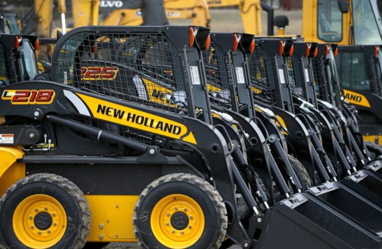 1,000 CNH Industrial workers strike in Iowa, Wisconsin