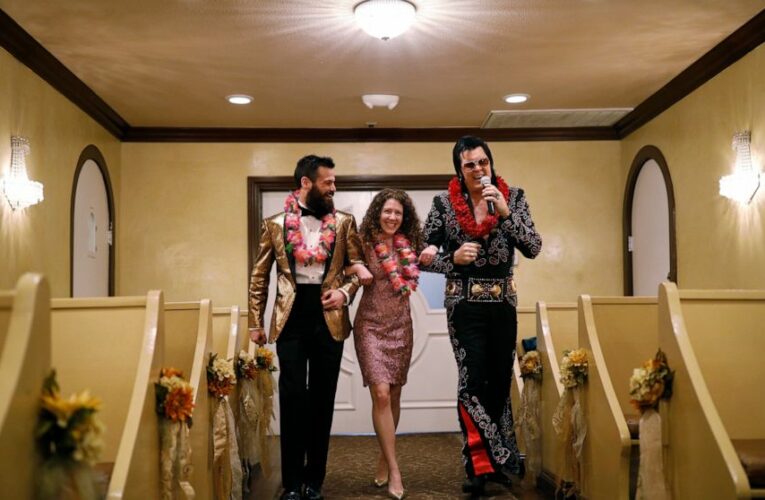 Elvis image bans shake, rattle and roll Las Vegas chapels